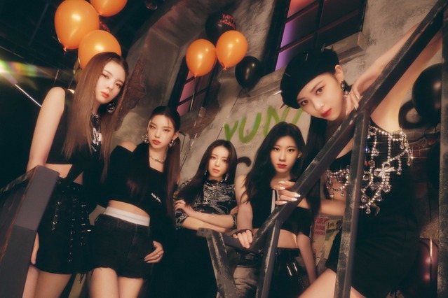 TWICEの妹分グループ・ITZY、新曲『Blah Blah Blah』MV公開！ 画像