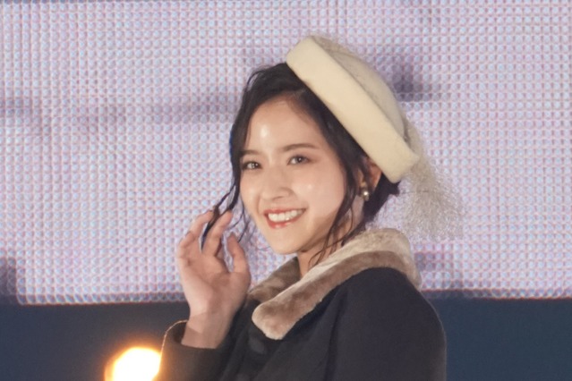 乃木坂46・金川紗耶、「きつねダンス」動画がついに400万回再生! 画像