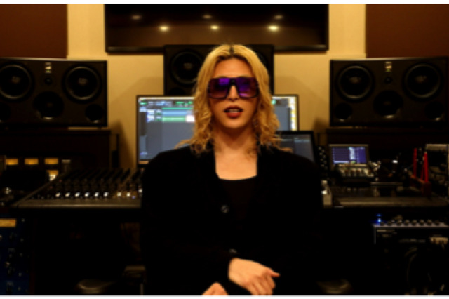 ROLANDの著書がAudibleで独占配信スタート!声優・諏訪部順一との特別対談も 画像