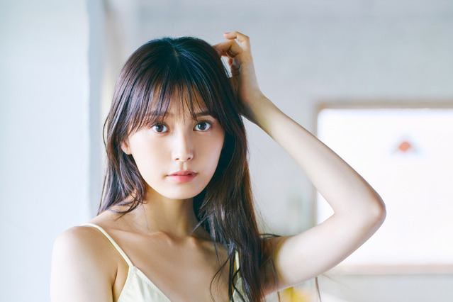 『ラブライブ』ミュージカル出演の小山璃奈、デジタル写真集発売！水着に大胆なお風呂ショットも 画像