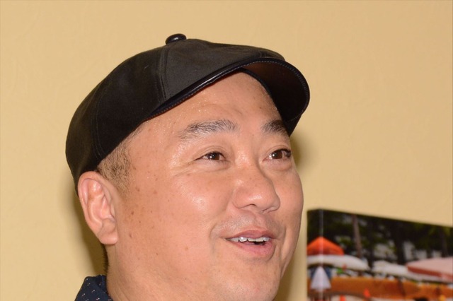 極楽とんぼ・山本圭壱、YouTubeで妻・西野未姫と結婚報告「これから支え合いながら…」 画像