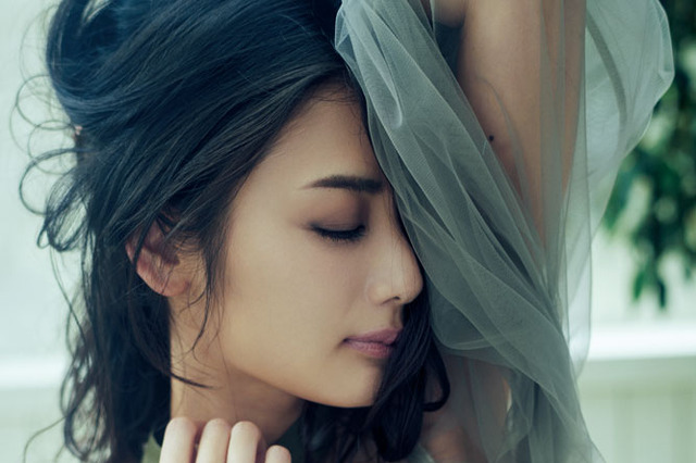 片山萌美、初プロデュース写真集を冊数限定で発売決定！「女性に見てもらいたいグラビア」 画像