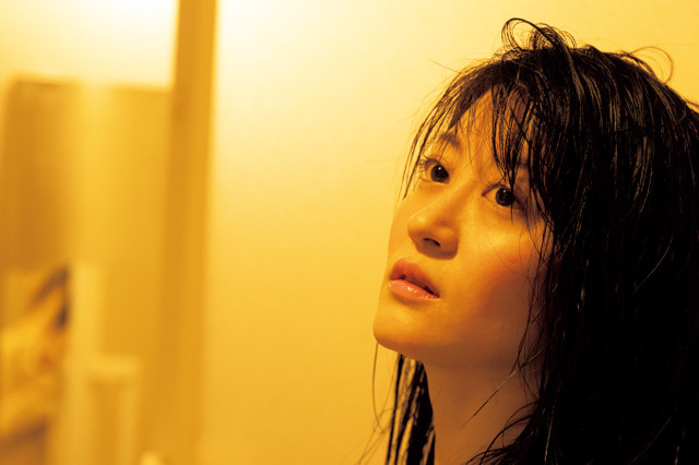 元NMB48・上西恵、4th写真集が電子化！大胆な入浴シーンのカット公開 画像