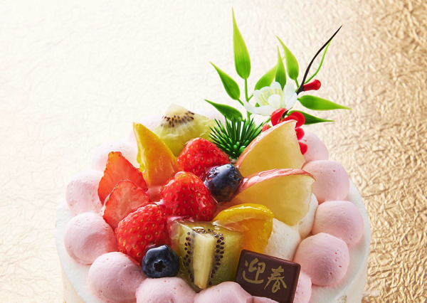 シャトレーゼからお正月スイーツ!豪華なデコレーションケーキや”兎”イメージした小物ケーキ 画像