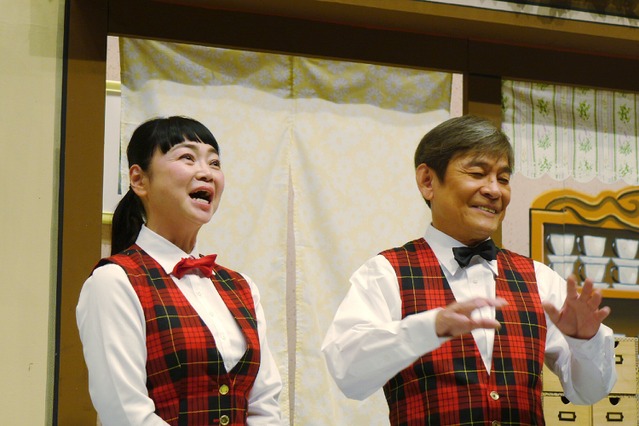 内場勝則が芸歴40周年公演！結婚は30周年で、未知やすえから「好きで～す」 画像