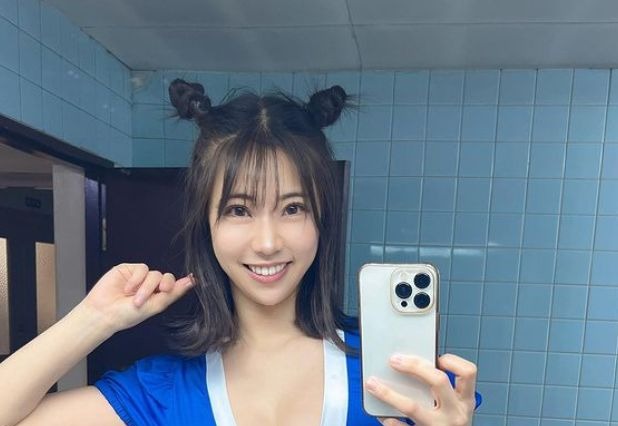 鈴木ふみ奈、春麗風セクシーコスプレをSNSで公開 画像