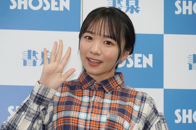 椿野ゆうこ、1st写真集で大胆撮影に挑戦…注目してほしいのは「太もも」 画像