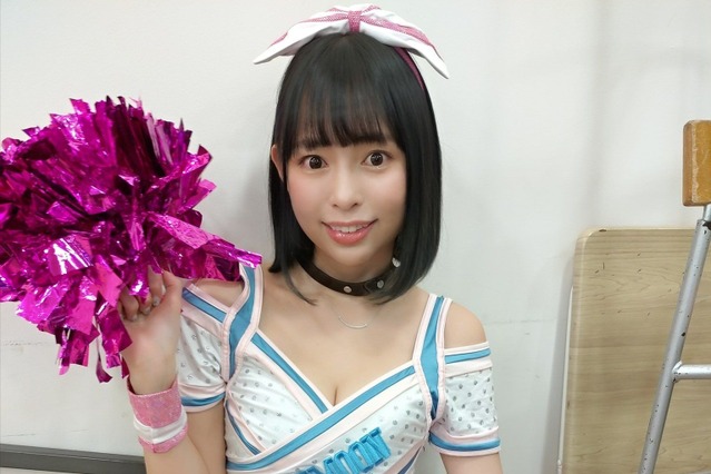 純情のアフィリア・寺坂ユミ、キュート&セクシーなチアガール姿を披露 画像