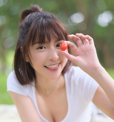 台湾チアリーダー・チュンチュンの2nd写真集が電子化!秘蔵浴衣カットが追加収録 画像