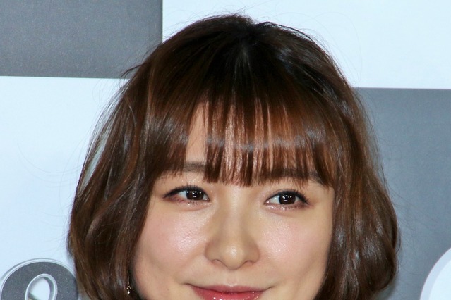 篠田麻里子、離婚を報告 画像