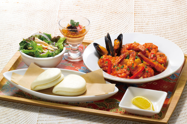 ロイヤルホスト、シンガポール料理をロイホ流アレンジ「シンガポールフェア」開催 画像