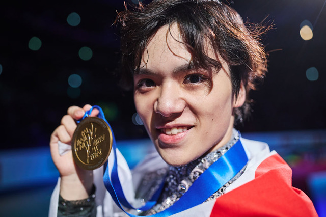 宇野昌磨、300点越えの圧巻の演技で、日本男子初の連覇! 画像