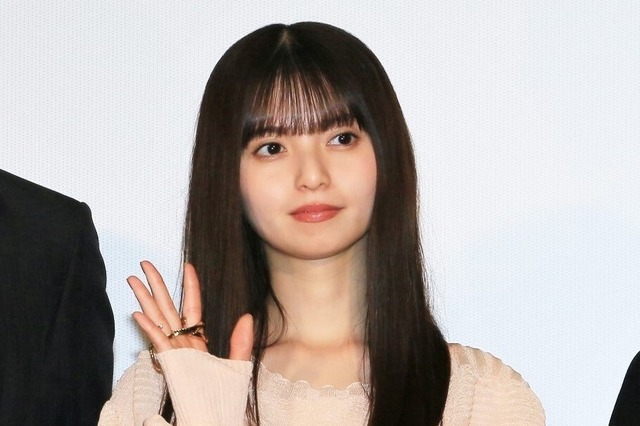 齋藤飛鳥、卒業記念写真集から初の下着カット公開 画像