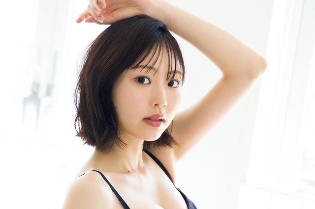 10頭身レースクイーン・八伏紗世、美しすぎるクビレ 画像