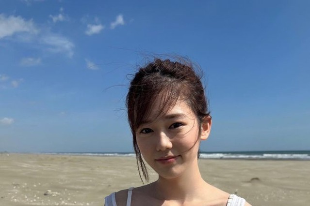 上京ガール・川口葵、表紙&グラビアに登場 画像