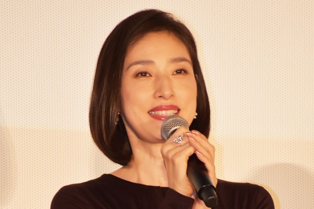 天海祐希、「台本にないけど…」桃井かおりから水をかけられるシーンを回顧 画像