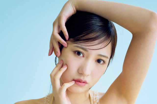 横野すみれ、芸能界復帰から1年！新境地のグラビアに挑戦 画像