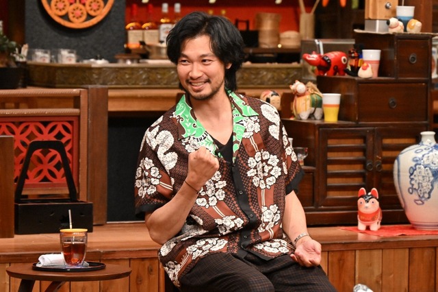 愛妻・優香との思い出！青木崇高が紹介する絶品立ち飲みグルメ 画像