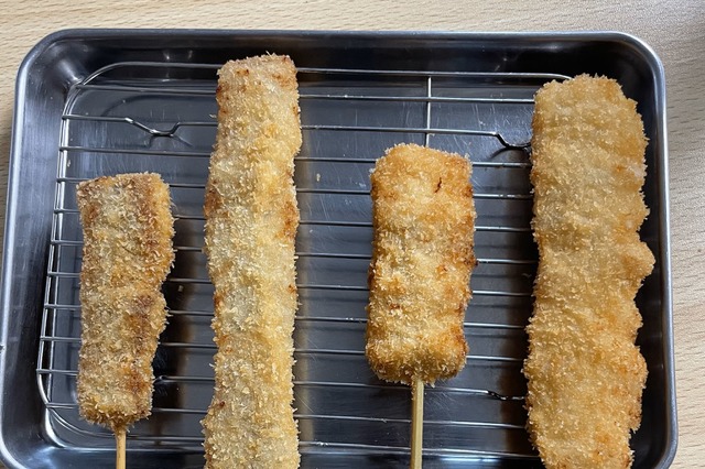 串カツ田中、6月プレ金は「串カツ豚」「串カツ牛」値段そのままメガサイズに 画像