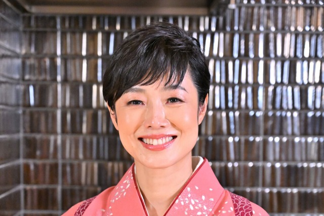 有働由美子が小料理屋の女将に 画像