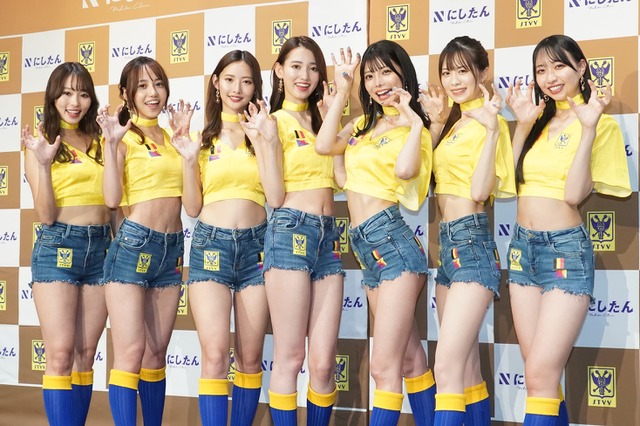 2代目シントトロイデンガールズがお披露目、〝奇跡の9頭身美女”黒木麗奈ら7名 画像