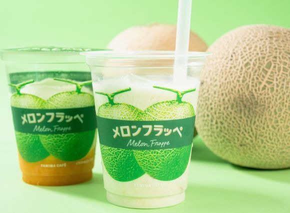 圧倒的メロン感！ファミマ、史上最高の果汁・果肉入り「メロンフラッペ」新発売 画像