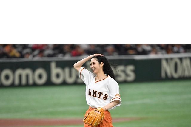 朝ドラ出演中の山谷花純、念願の始球式挑戦!思い出振り返る 画像