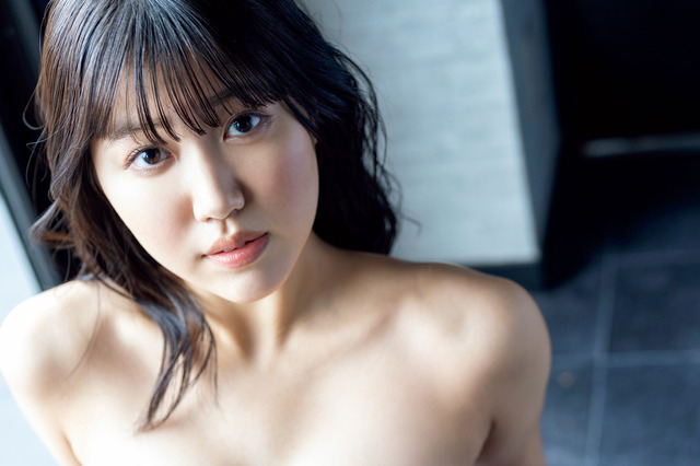 和泉芳怜、ミスマガ2011グランプリが“オトナグラビア