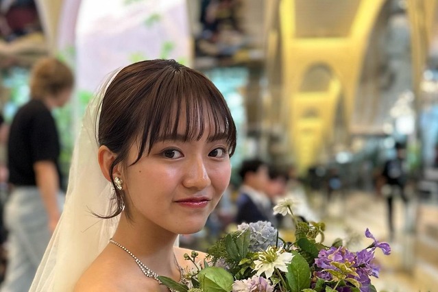 グラドル・豊田ルナ、純白ウェディングドレス姿に「結婚してくださいー!」のお願いも 画像