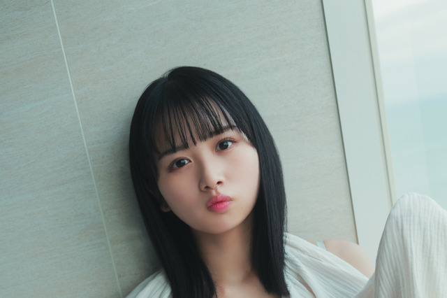 日向坂46・上村ひなの、初ランジェリーカットが解禁 画像