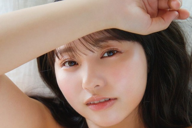 「卒業後初グラビアです」本郷柚巴が22日発売『FRIDAY』で表紙&巻頭予告 画像