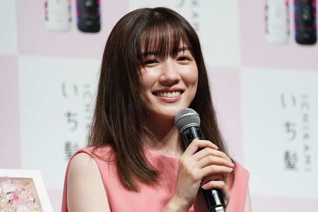 永野芽郁、金髪にイメチェン!「まって可愛すぎる」ファン絶賛 画像