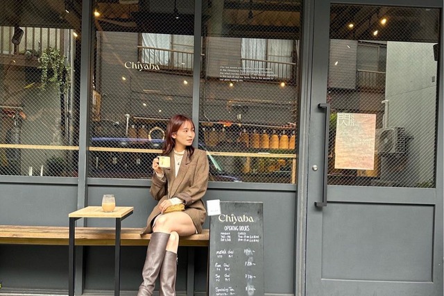 ほのか、ブーツが似合うミニスカ美脚の秋コーデ 画像
