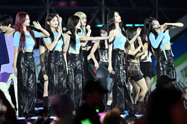 IVE、新曲「Off The Record」MV公開！甘くて神秘的、ファンタジーな世界観を表現 画像