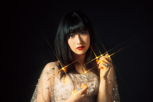 元モーニング娘。 佐藤優樹が初のカレンダー！　天体をテーマにセルフプロデュース 画像