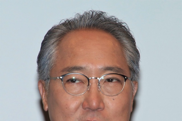 佐野史郎、カメラ撮影はプロ並み「フジサンケイグループで来年度のカレンダーも」 画像