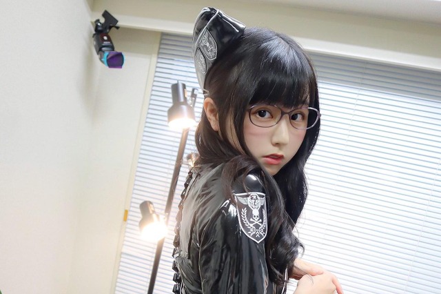 くりえみ、美ヒップ露出のきわどすぎるハロウィンコスプレ 画像