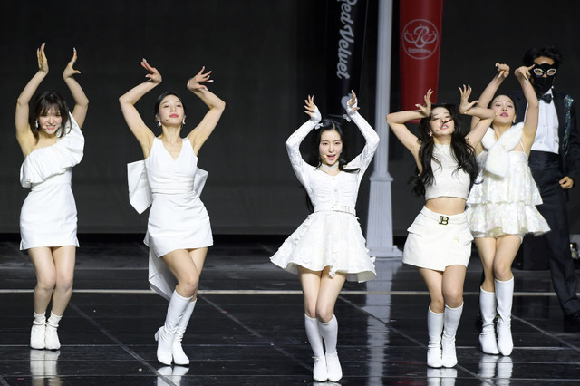 K-POP界に“Red Velvet”というジャンルを確立!結成9周年「Red Velvet」が愛され続ける理由とは? 画像