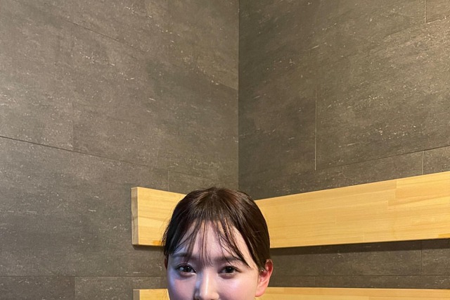 兒玉遥、キャミソールでサウナへ　セクシーな整う姿に「サウナ美女」 画像