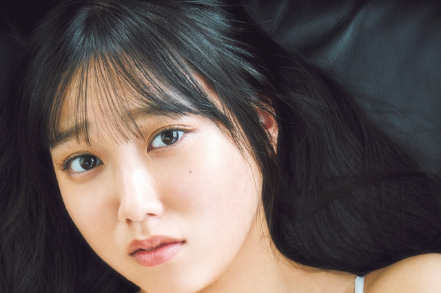 高校2年生・藤江紗愛が初水着グラビアに挑戦!...『B.L.T.1月号』 画像