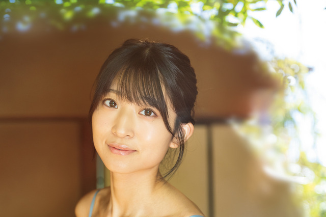 「ミスFLASH2023グランプリ」井上晴菜、卒業グラビア第1弾は旅館で妖艶なランジェリー姿に 画像