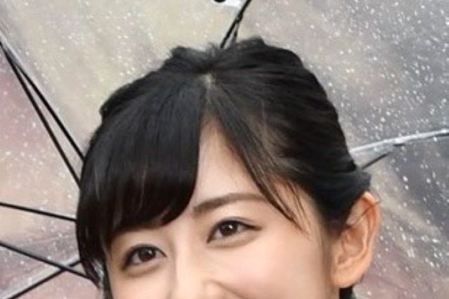 斎藤ちはるアナのディズニークリスマスコーデにかわいいの声多数 画像
