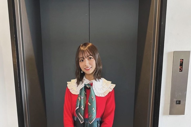 北野日奈子、クリスマスカラーの番組衣装披露!「かわいい」「似合ってる」の声 画像