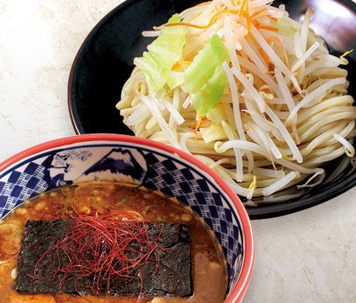 三田製麺所が冬季限定「味噌つけ麺」販売！夏の定番との異例コラボも 画像