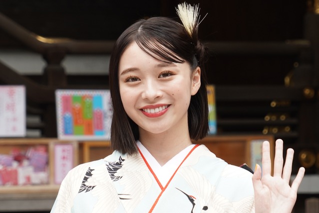 大胆イメチェンの田鍋梨々花、20歳で迎えた2024年は「自分の軸はちゃんと持って」 画像