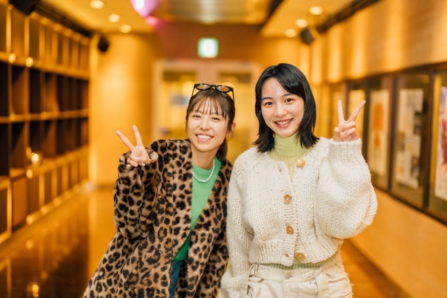 のん、ヒョウ柄若槻千夏とのツーショット写真公開! 画像