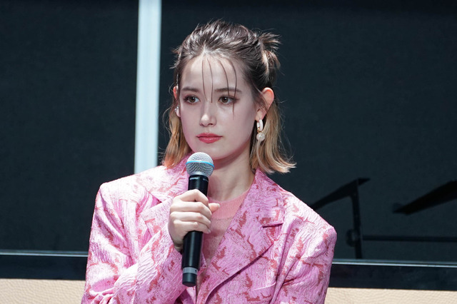 「すごくかわいい」 トラウデン直美、ウルフカット風の新髪型を公開 画像