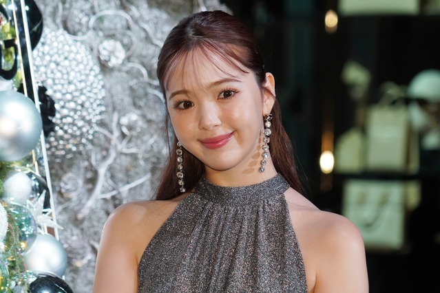 藤田ニコル、今年は愛犬のマッサージの資格取得が目標 画像