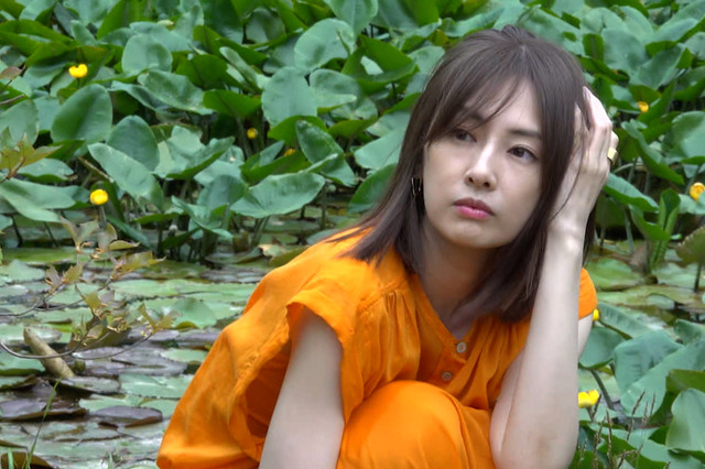 北川景子、デビュー20周年記念写真集撮影の様子に密着したドキュメンタリー映像が本日配信スタート! 画像