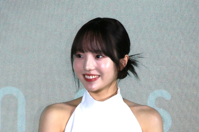 本田真凜、背中が開いたドレス姿で登場！「衝撃でした……」と最近の失敗談を告白！ 画像